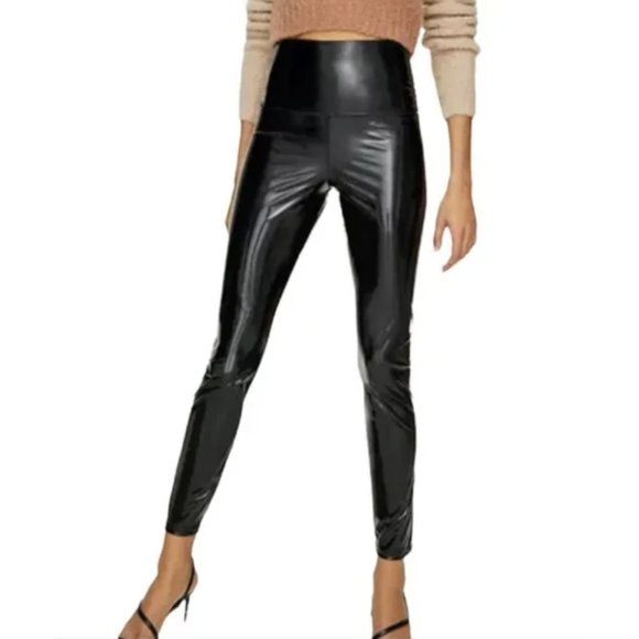 Aritzia Pants - ARITZIA WILFRED Daria Black Faux Leather Leggings - Size S